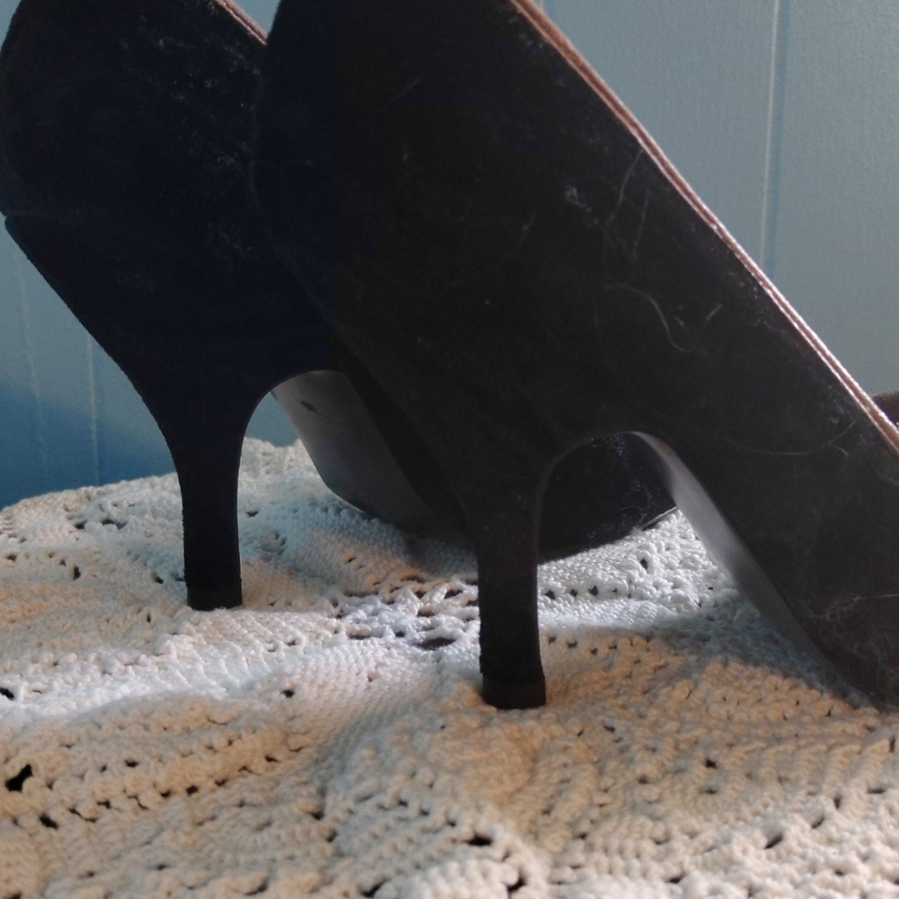 High Heels - Picture 6 of 8